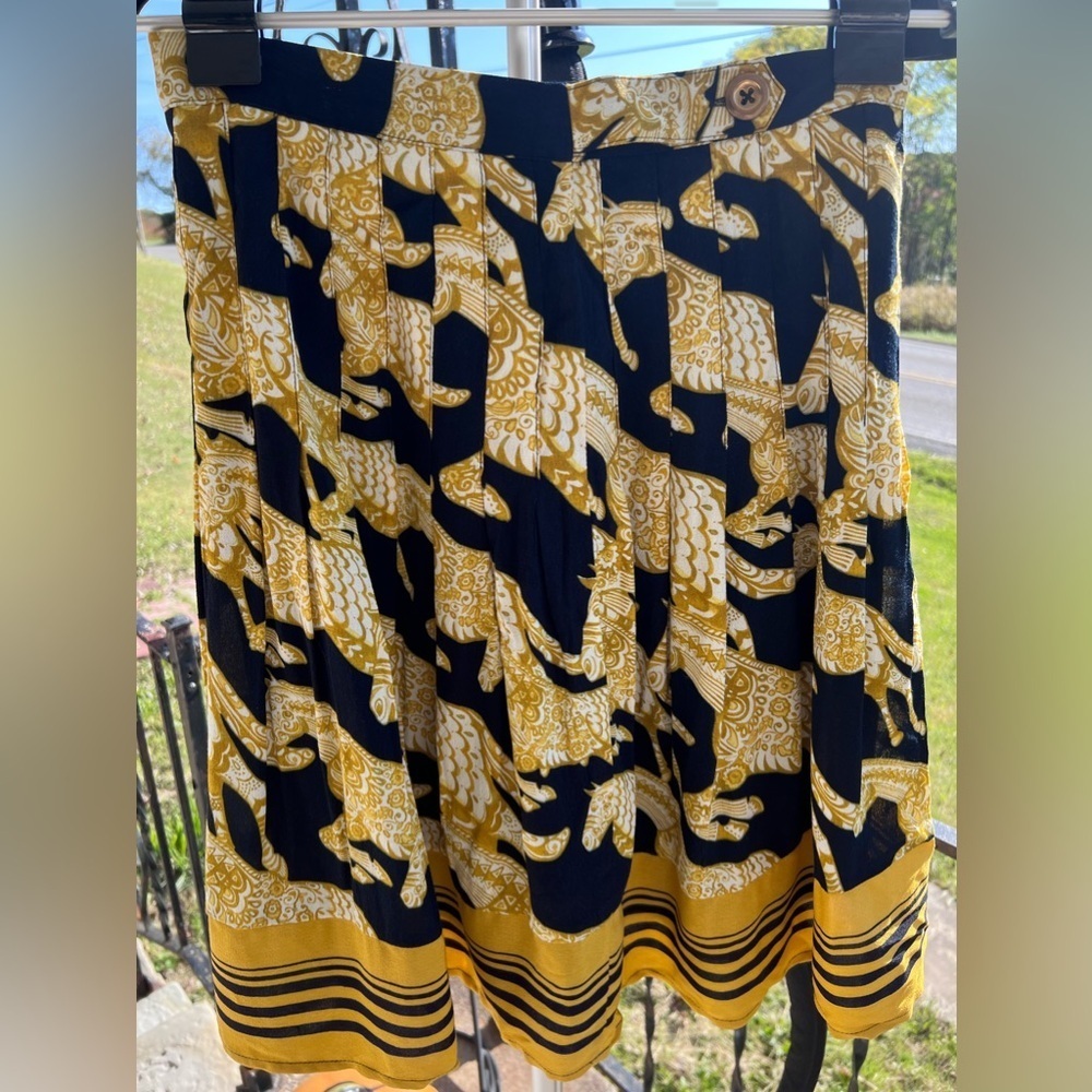 Anthropologie Maeve Jade Horse Skirt Black Gold Size 2
